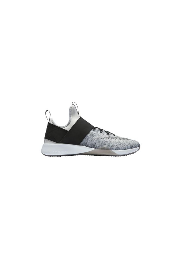 Basket Nike Air Zoom Strong Femme