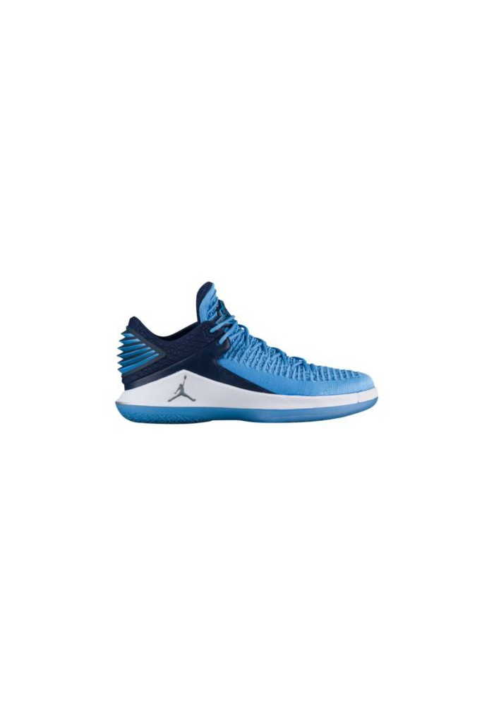 Basket Nike Air Jordan AJ XXXII Low Hommes A1256-401