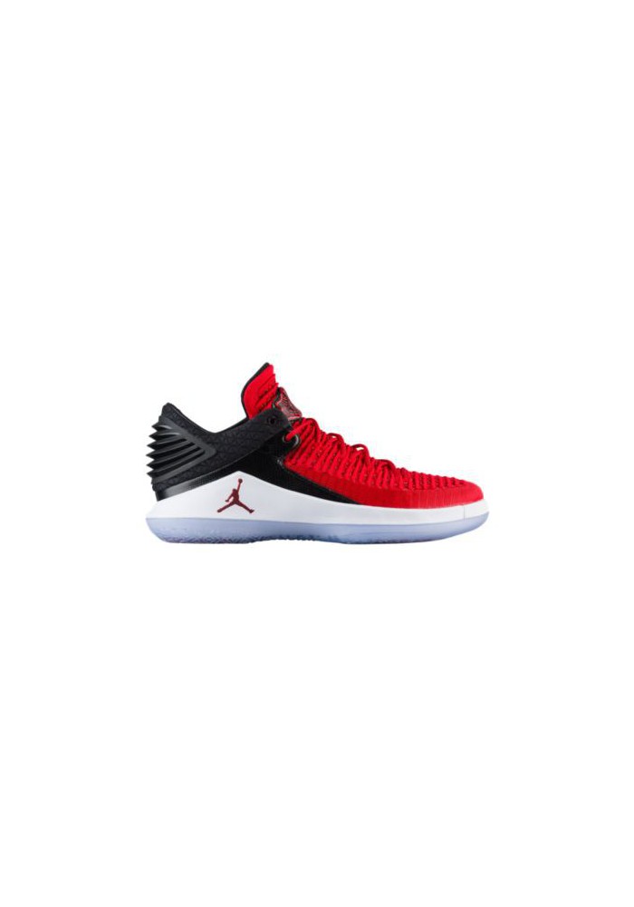 Basket Nike Air Jordan AJ XXXII Low Hommes A1256-603